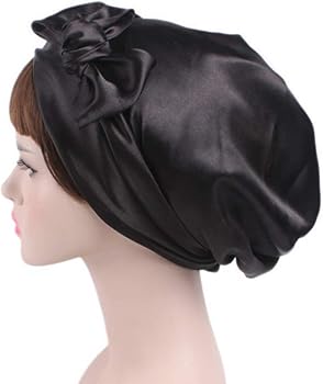Bonnet en satin de soie